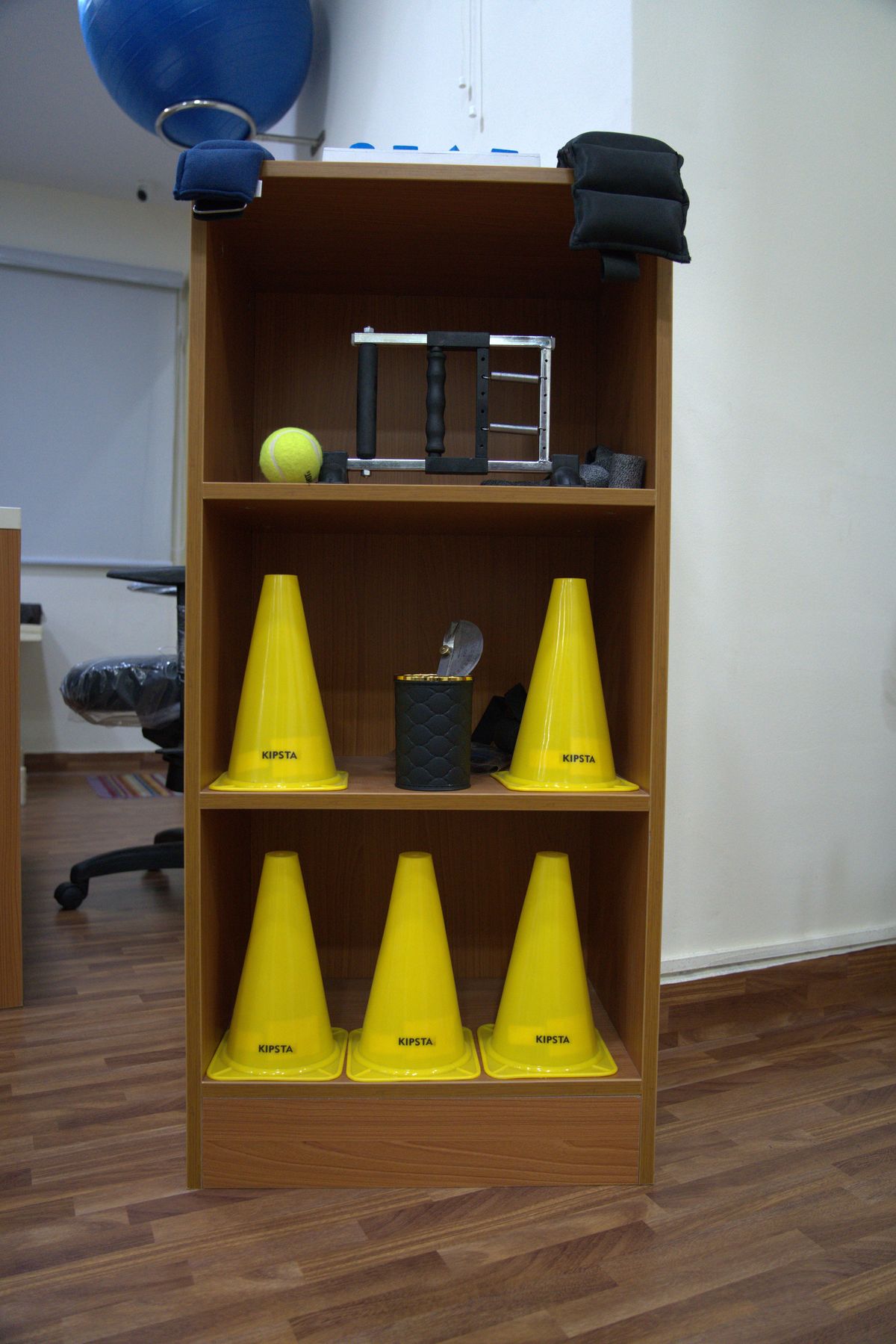 Cone stand exercise equipment